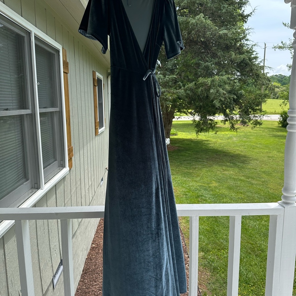 Baltic Born Elegant Velvet Wrap Dress in Teal